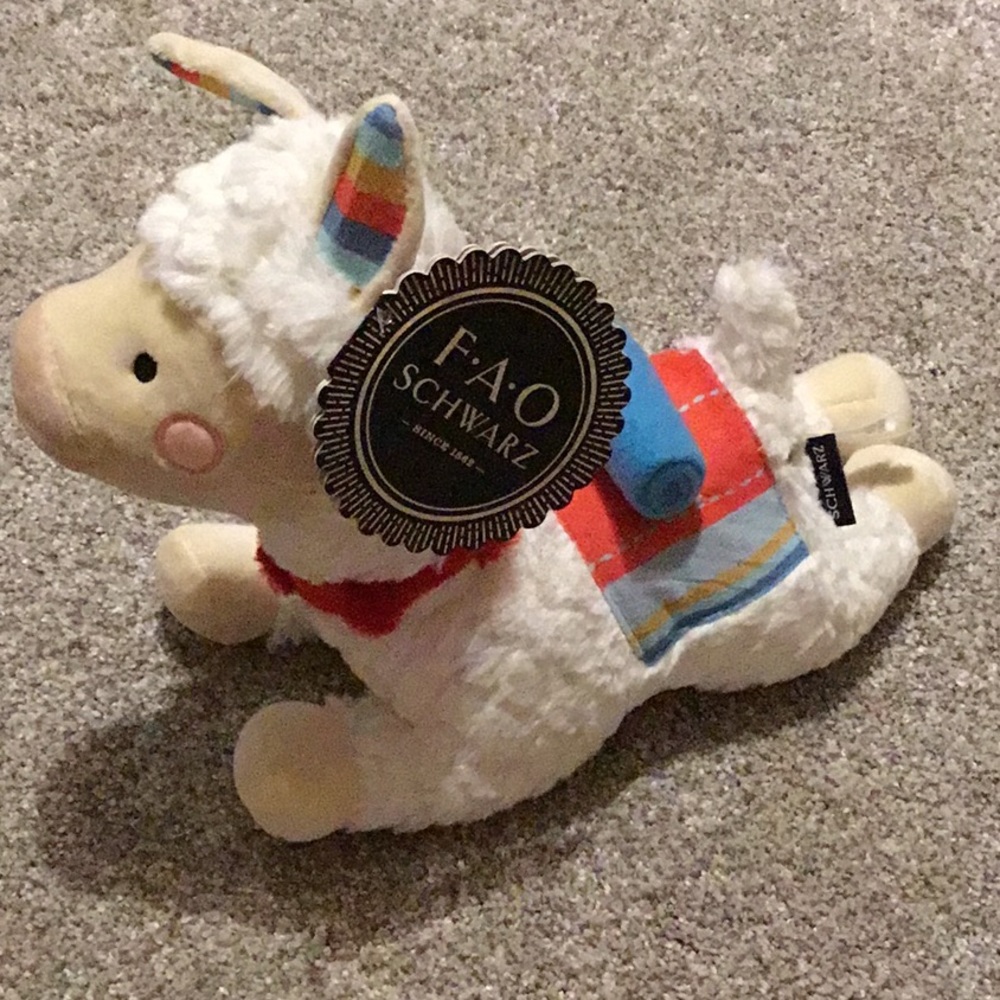FAO Schwarz Llama NWT